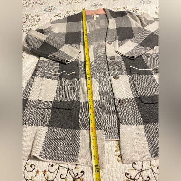 Matilda Jane Women’s Cardigan Grey Buffalo Plaid - Picture 3 of 6